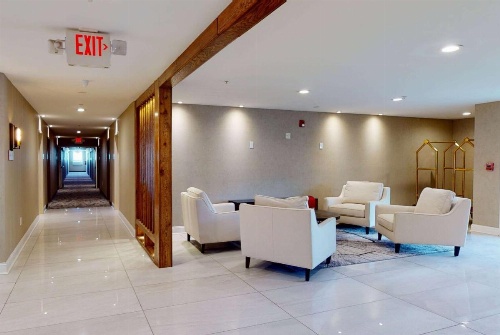 Ramada by Wyndham Strasburg image 16